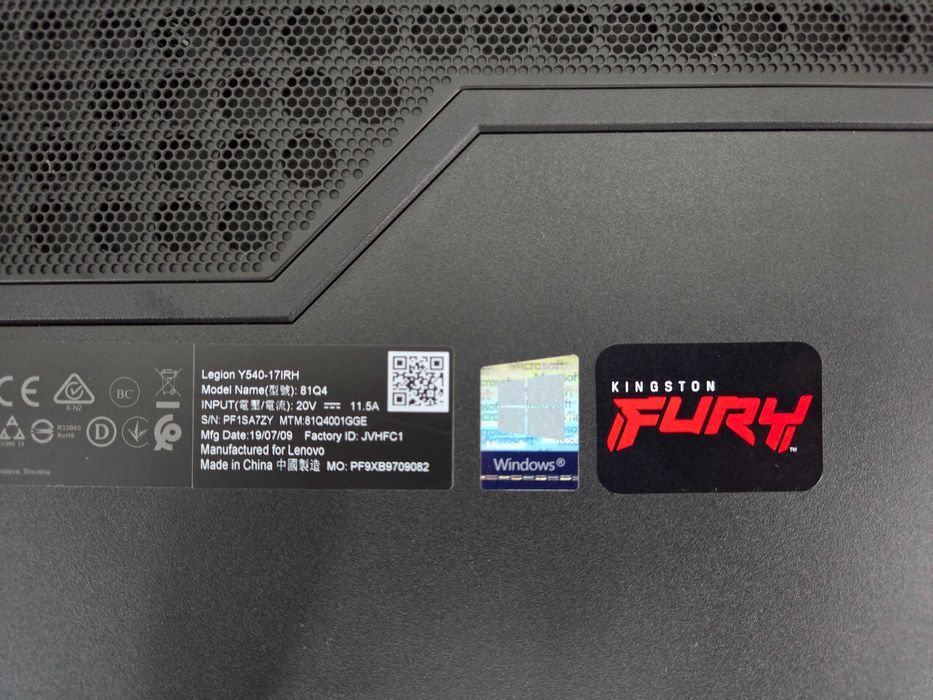 16GB RAM GTX 1660 Ti Core i7-9750H 17.3" FULL HD 144Hz геймърски лаптоп Lenovo Legion Y540-17IRH