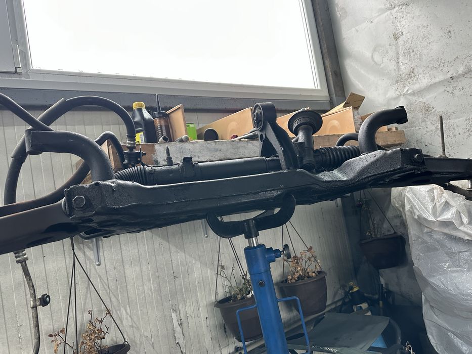 Преден мост/Магаре за Митсубиши Аутлендър дизел до 2013г.!