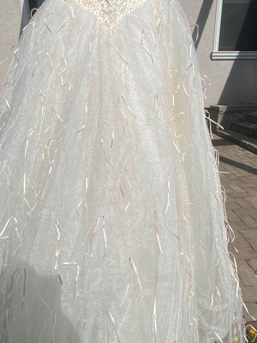 Vand rochie de mireasa