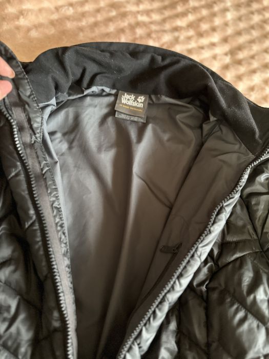 Geaca Jack Wolfskin călduroasă