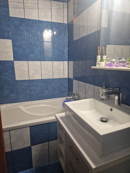 Inchiriez ap 2 camere Bd Basarabia -Arena Nationala