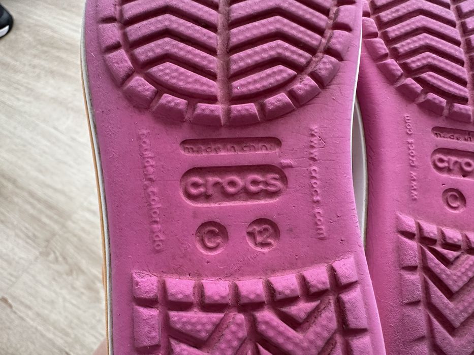 Сандали за момиче crocs 12