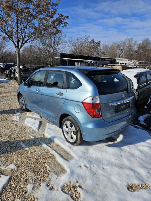 Хонда ФРВ,2.2 дизел,на части.