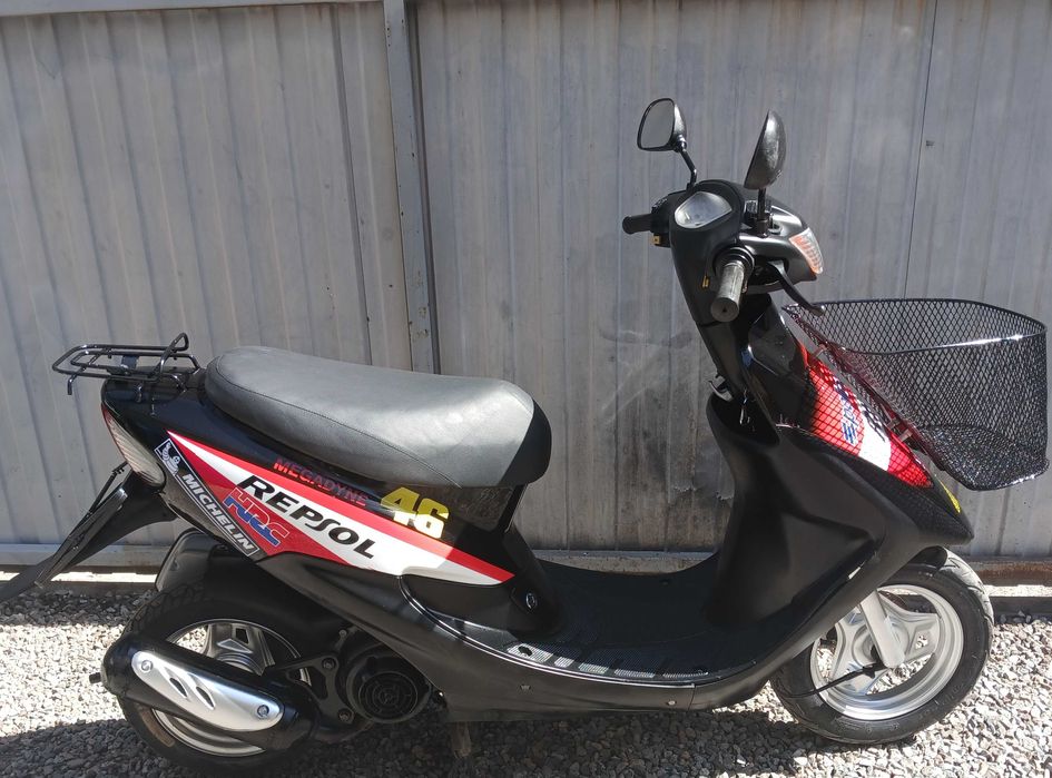 Honda Dio AF-35.