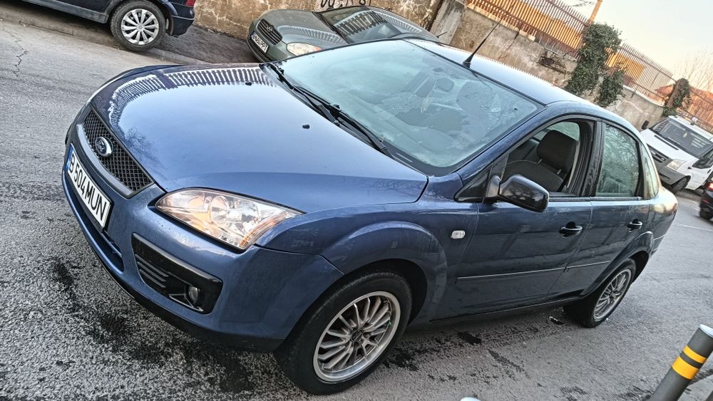 Ford focus 1.6i an 2006  PREȚ 1350E