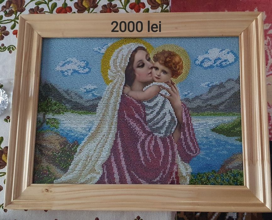 Tablouri cusute manual. Globeuri