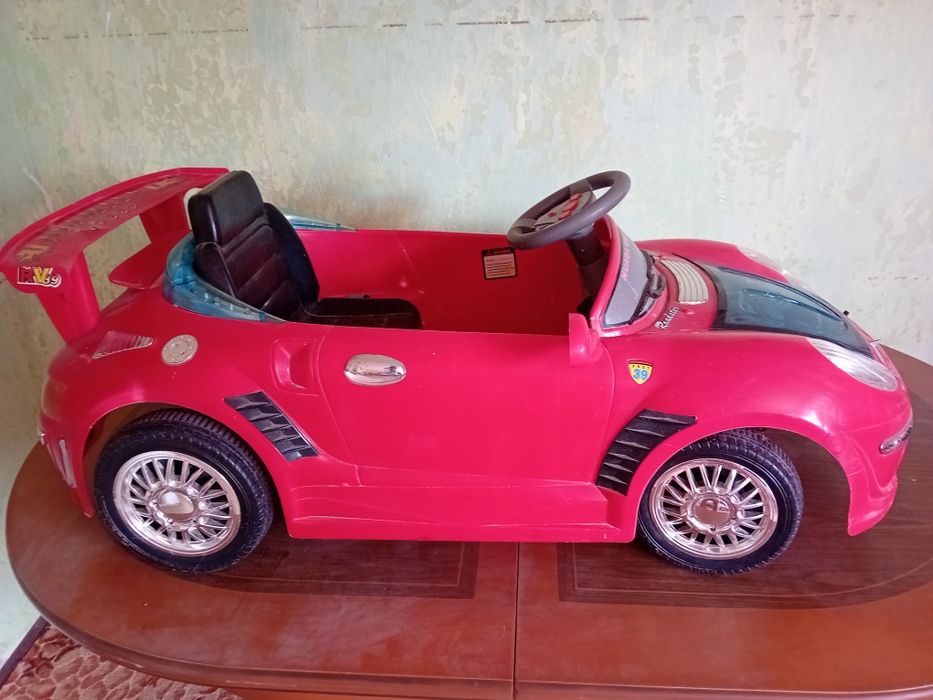 Електрическа деца кола