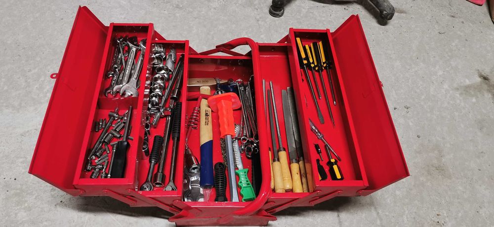 Trusă de scule NOUA profesională complet echipată – cutie metalică