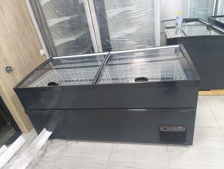 Vitrina Xaladеlnik Shkaf  ХАЛАДЕЛНИК Bитрина Шкаф