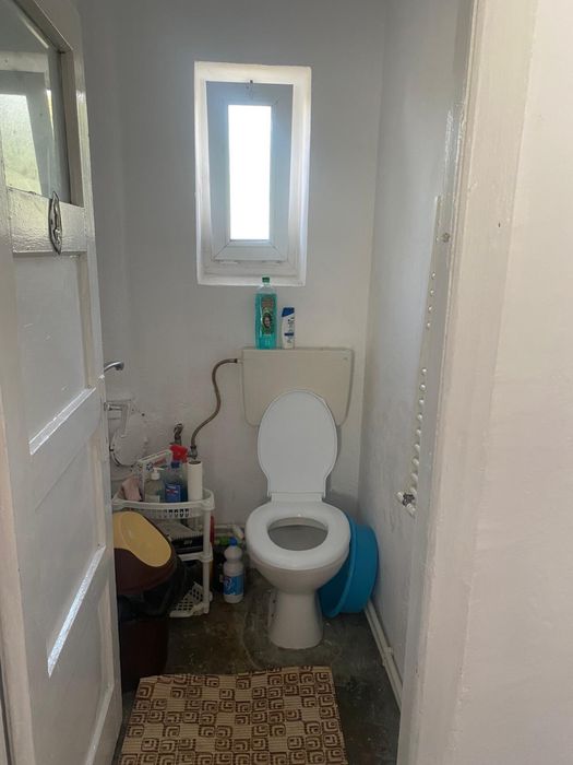 Casa decomandata si spatioasa
