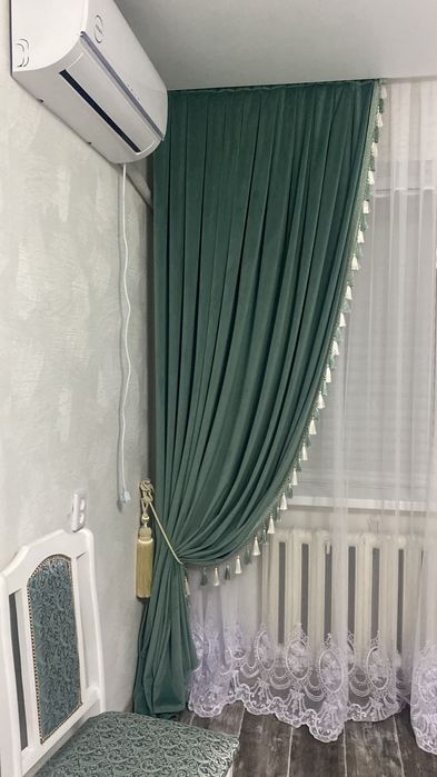 Продам велюровые шторы