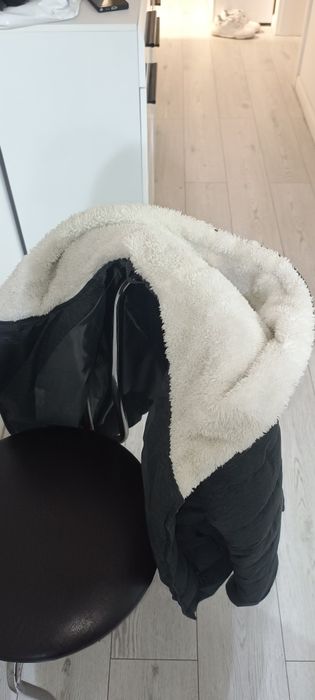 Geacă gri damă cu blăniță albă