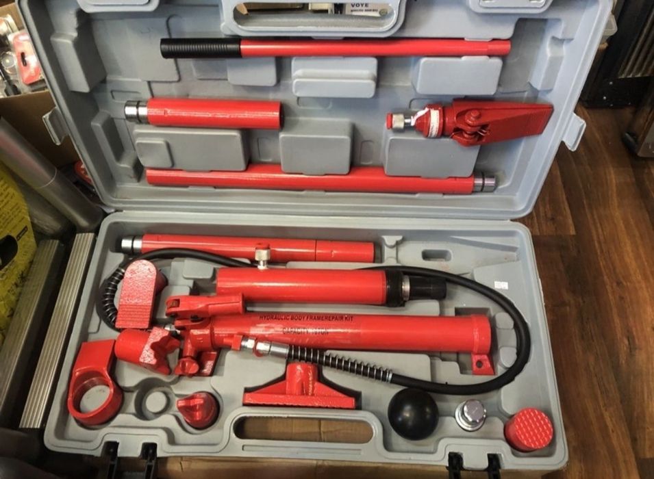 Хидравлична Разпъвачка Тенекеджийска 10 тона STAHLMAYER