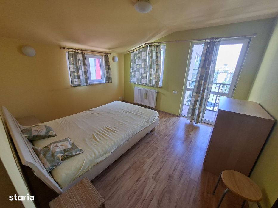 De inchiriat apartament tip mansarda Centrul Civic
