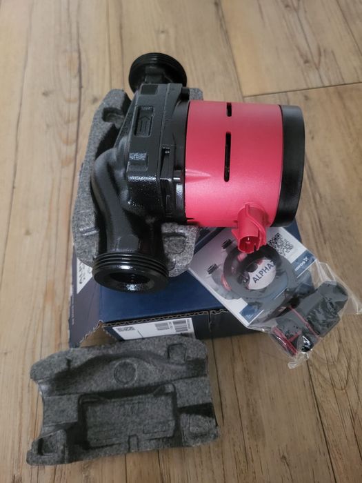Насос Grundfos ALPHA1