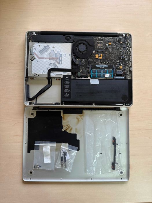 Logic Board 2010 MacBook Pro Core 2 Duo 2.26 13" A1278 MB990