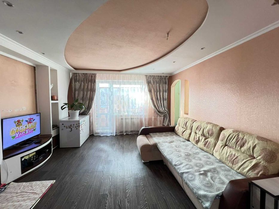 4 комн. Степной-1, 8/9 этаж