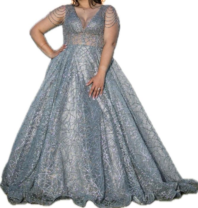 Официална рокля