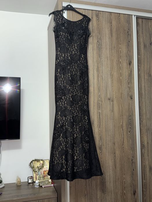 Rochie eleganta-lunga-neagra-marime S