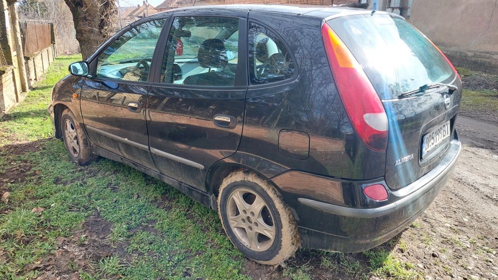 Цял или на части nissan almera tino 1,8 газ бензин