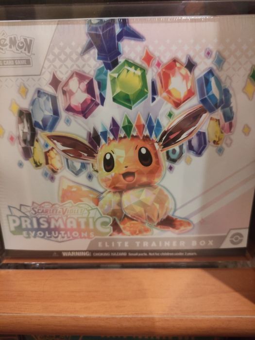 Pokemon Prismatic Evolutions Elite Trainer Box