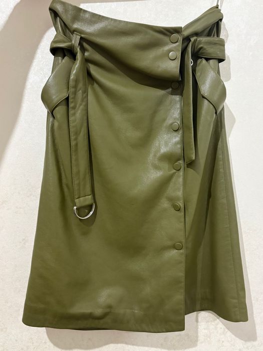 Кожанная Куртка и юбка