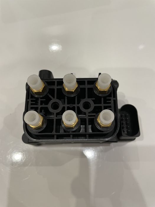 Клапанен блок за въздух за  Ауди.