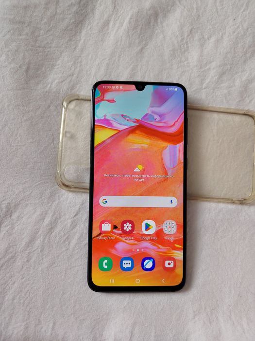 Продается телефон