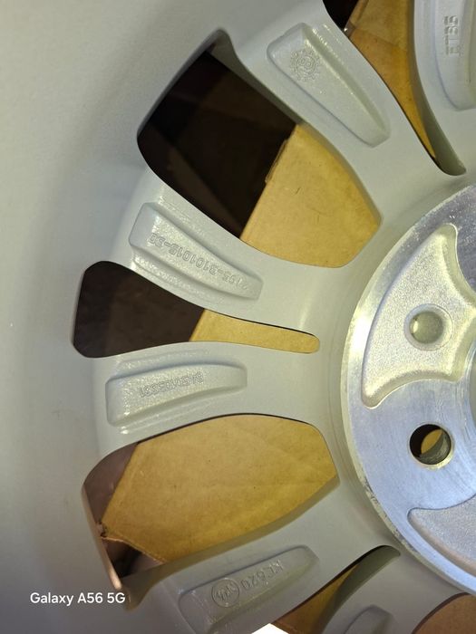 Продам диски новые