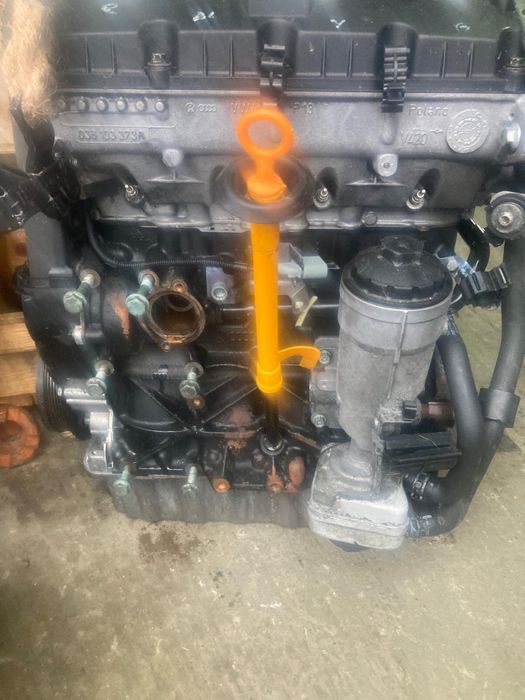 Dezmembrez VW Touran 1.9 TDI BKC