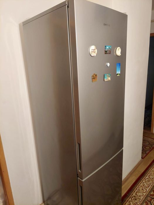 Frigider Arctic (Inox) - Defectă / Pentru piese