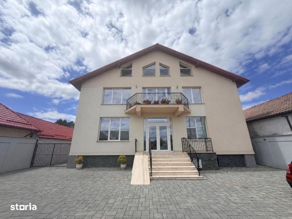 Afacere Salina, restaurant, camere, parcare, teren, 1125 mp, zona Bran