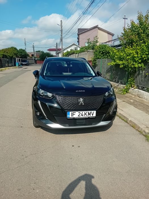 PEUGEOT 2008 2021