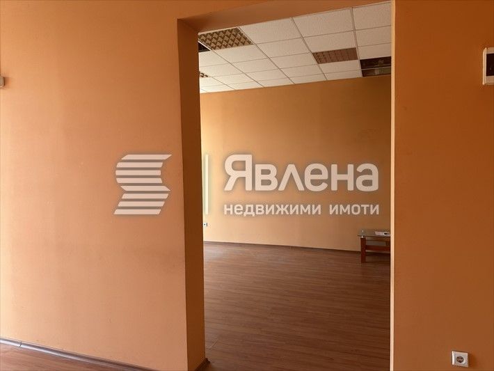 Дава се под наем Магазин в София, Младост 1 - 62 кв.м за 750 € - Снимка #4