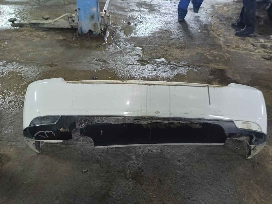 Бампер задний приора 2 хэтчбек