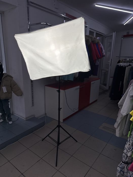 Продам стидийную лампу Софтбокс