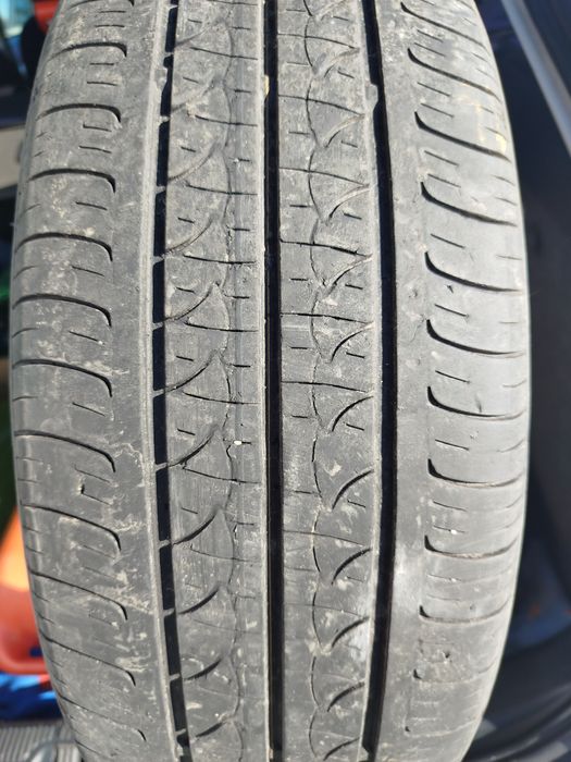 Продам шины б/у.
