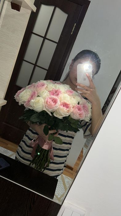 Цветы (51) штук.