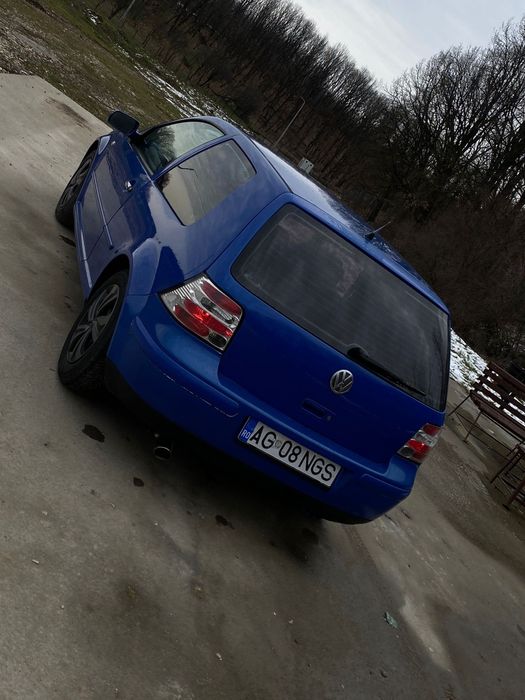 Vând urgent golf 4 coupe