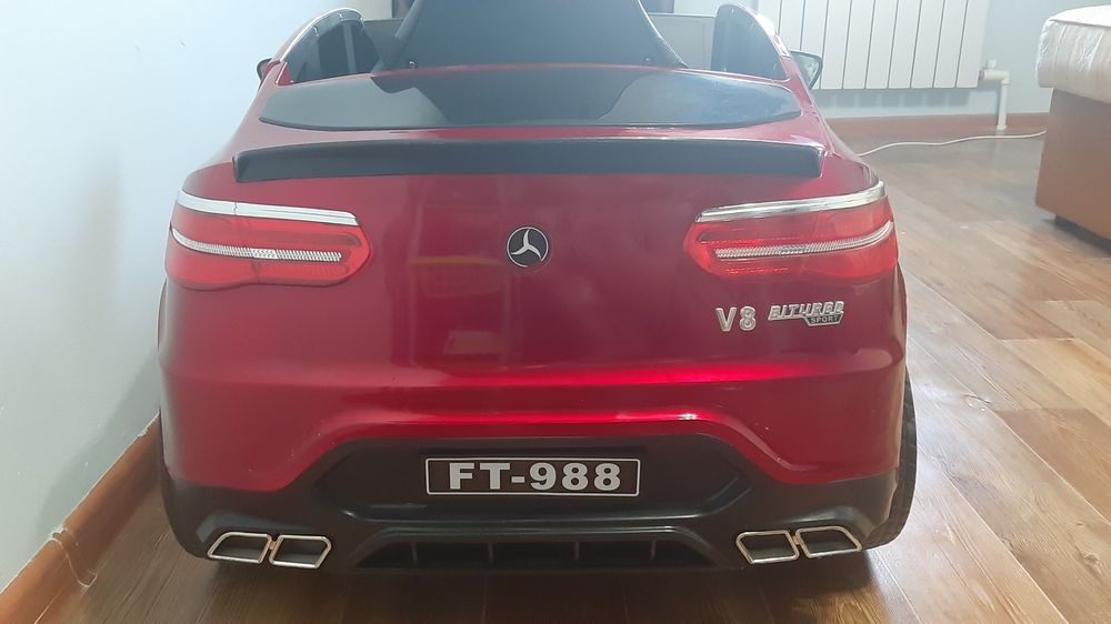 Детский автомобиль