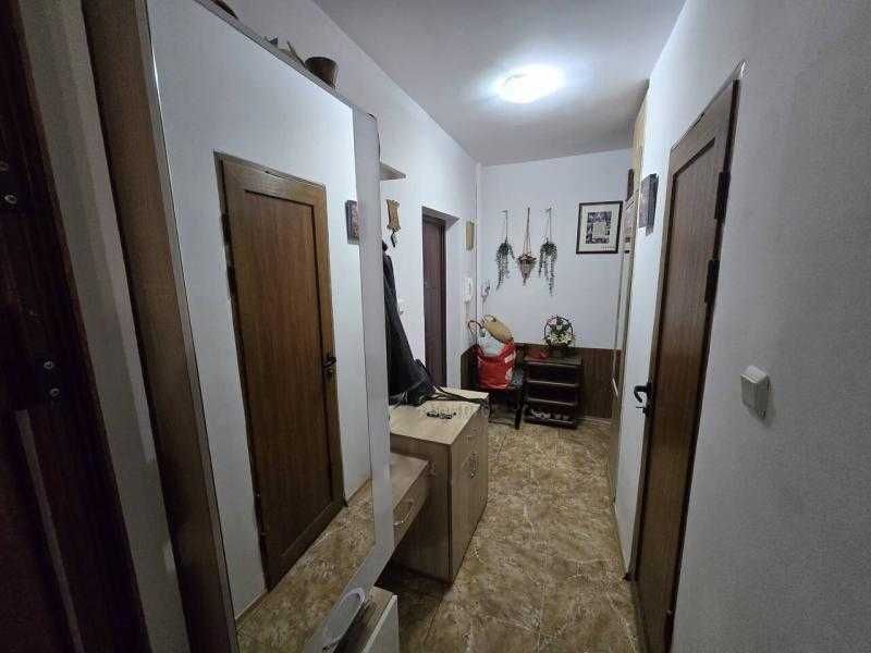 Дава се под наем Двустаен апартамент в Бургас, Славейков - 42 кв.м за 357 € - Снимка #4