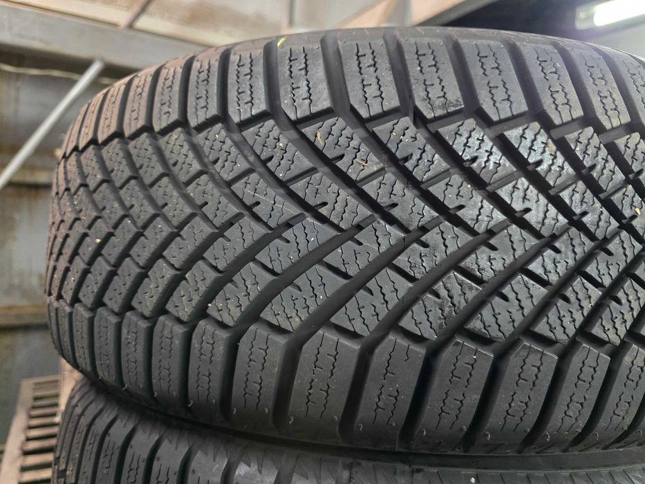 2бр Като нови зимни гуми 205 55 16 - Yokohama - DOT 2024