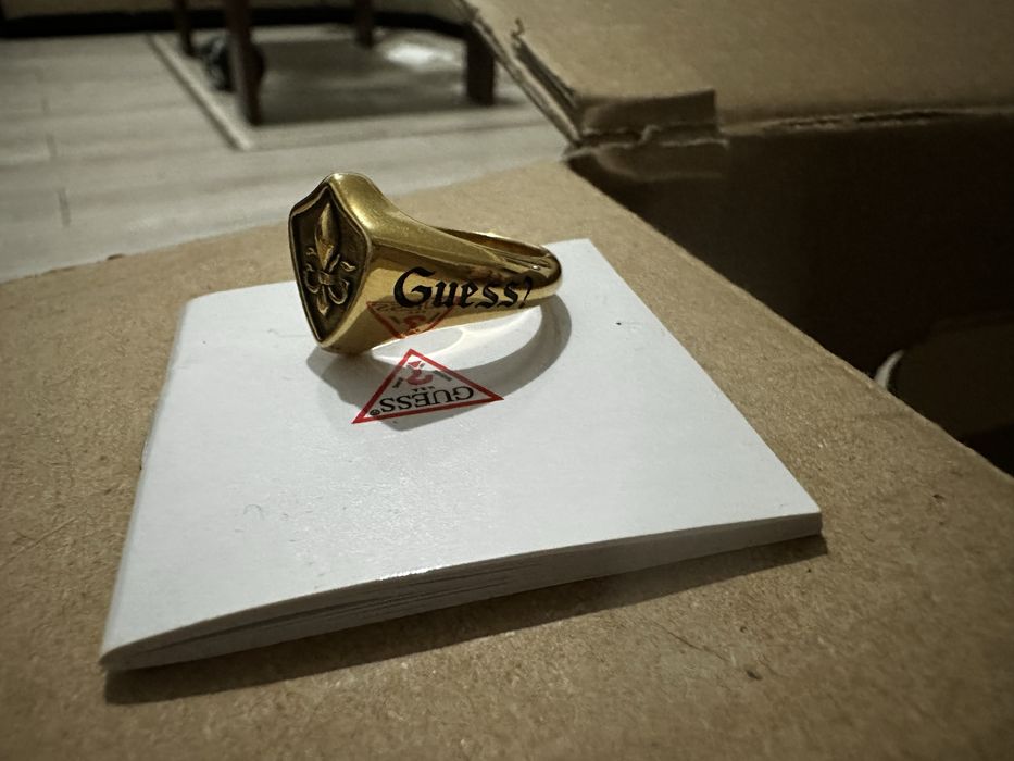 Inel ghiul GUESS Knight Flower barbatesc