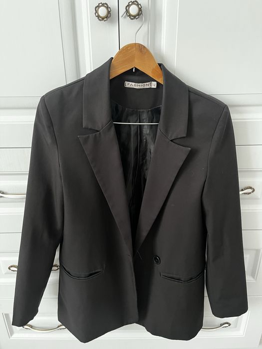 Пиджак черный дешево