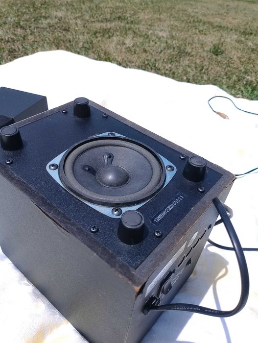 Doua sisteme audio
