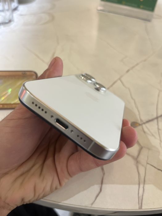 Iphone 15 pro на запчасти esim