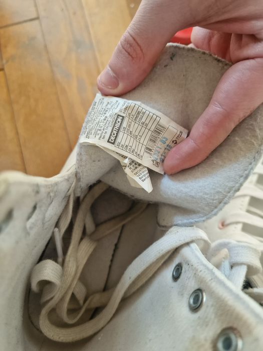 Ролкови кънки в бял цвят