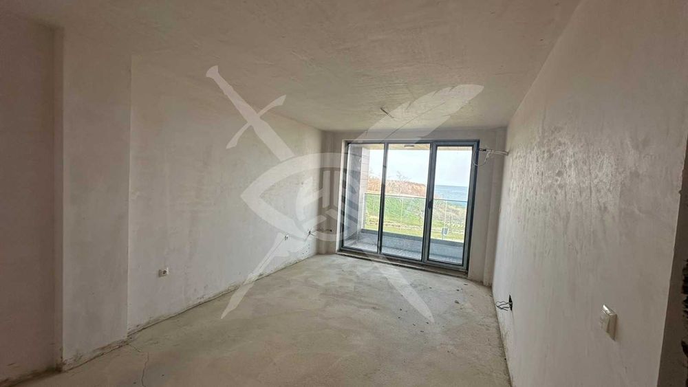 Тристаен апартамент в Сарафово 100509