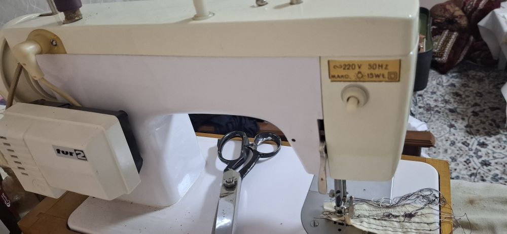 Продаётся швейная машина  Чайка