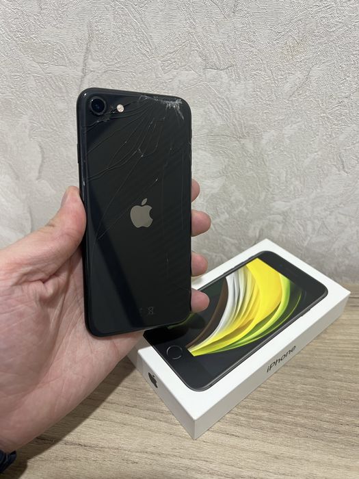 Продам iPhone Se 2020 64gb